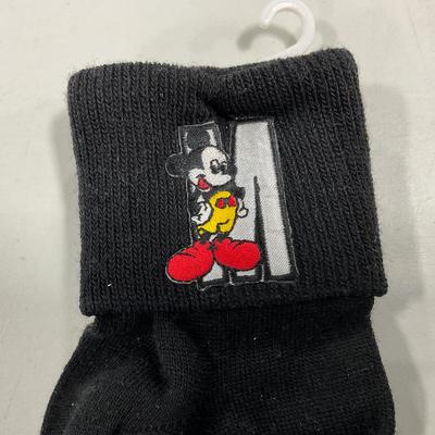 -70- COLLECTIBLE | Classic Mickey Mouse Shirt & Socks
