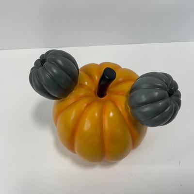 -71- COLLECTIBLE | Kohls Mickey Mouse Figure