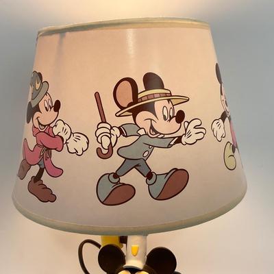 -73- COLLECTIBLE | Mickey Mouse Steam Boat Willie Lamp