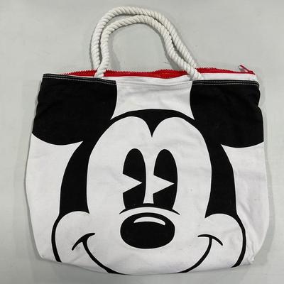 -75- COLLECTIBLE | Mickey Mouse Bags & Scrunchie