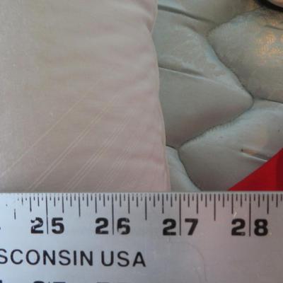 Lot of 5 Pillows