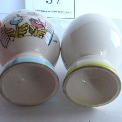 2 Vintage Easter Theme Egg Cups