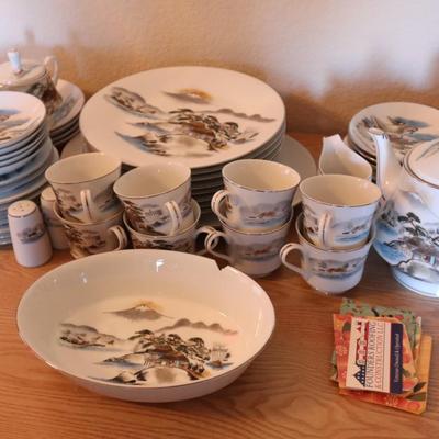 Vintage Wildlife China Set - 52 Pieces