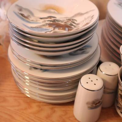 Vintage Wildlife China Set - 52 Pieces