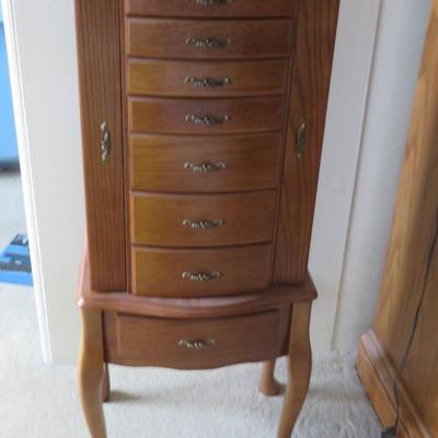 Thomas Pacconi JEWELRY CHEST Oak Wood Green Velvet Lining