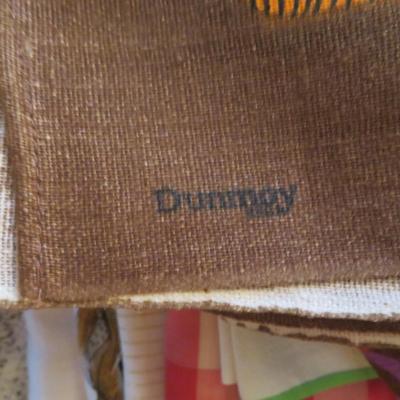 Bulk Lot - Linen Towels, Bedding, & Table Covers