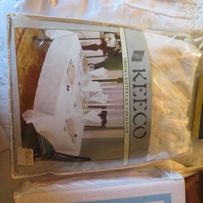 Bulk Lot - Linen Towels, Bedding, & Table Covers