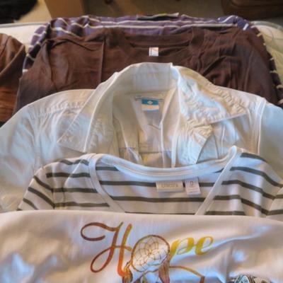 Women's Short Sleeve Tops - Bulk Lot