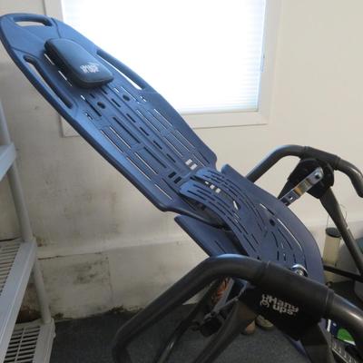 Teeter Hangup inversion table