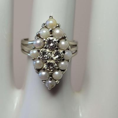 Pearl and Daimond Ring