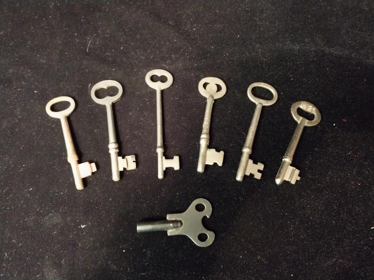 SKELETON KEYS | EstateSales.org