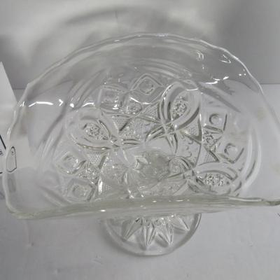 Vintage Child's Pattern Glass Banana Dish