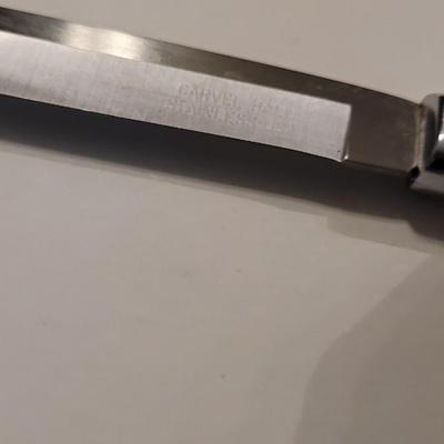Vintage Carvel Hall Knive Set