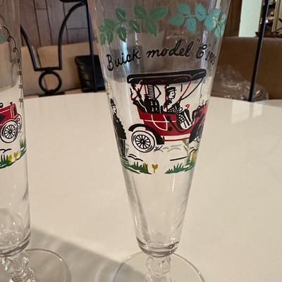 Set of two red rimmed Pilsner Libbey glasses