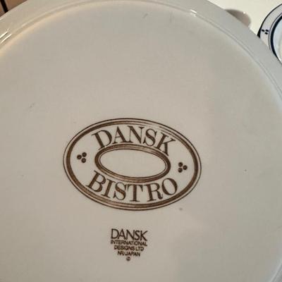 Perfect condition full set of Dansk Bistro Fredriksborg band dotted dishes, bowls and mugs
