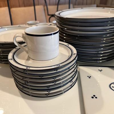 Perfect condition full set of Dansk Bistro Fredriksborg band dotted dishes, bowls and mugs