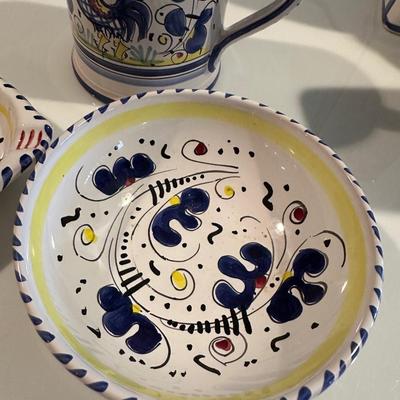 3 pieces of Italian ceramica.
