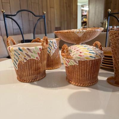 Rare set of vintage Taste Setter by Sigma items coupled with unnamed dessert plates and icecream cups