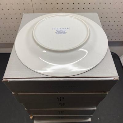 Set of 8 dessert Pottery Barn plates