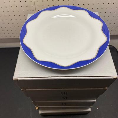 Set of 8 dessert Pottery Barn plates
