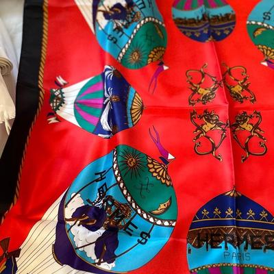 Gorgeous Hermes scarf (unable to certify authenticity)