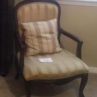 Nice arm chair