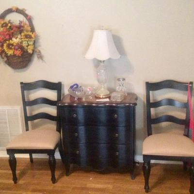 Dining room server, lamp, chairs for dining set