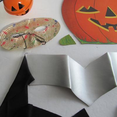 Halloween Lot, Metal JOL Bell, Mask, Super Hero's Belt