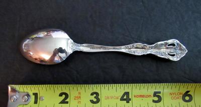 Vintage Oneida Sterling Silver Teaspoon, Michelangelo Pattern