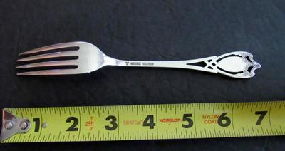 Beautiful Lunt Sterling Silver Dinner Fork, Monticello Pattern
