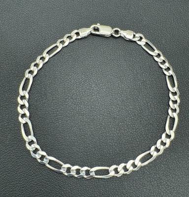 14 k white gold Bracelet 8.5 in