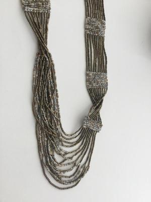 Unmarked multilayer statement necklace