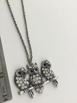 Unmarked beautiful owl fashion necklace