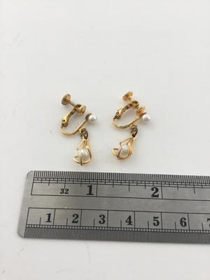 Napier gold tone screw on earrings