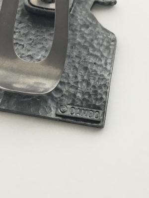 Cameo. Marked visor clip vintage