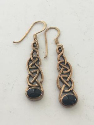 Gold tone dangle beautiful earrings