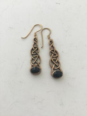 Gold tone dangle beautiful earrings