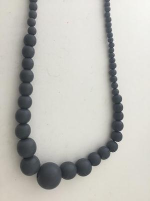 Gray beaded fashion necklace