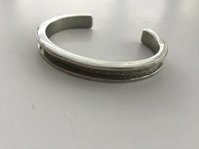 Unmarked fashion sparkly cuff bracelet