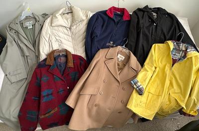8 Piece Lot Woman's Jackets & Raincoats Sz. M, L, & Petite (HC)
