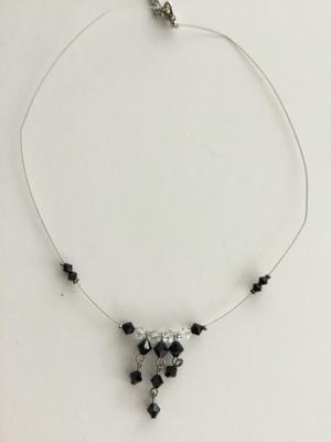 Beautiful unmarked string necklace