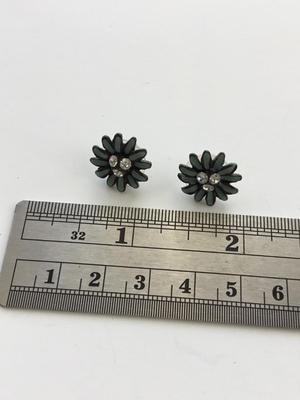 Unmarked light blue flower stud earrings