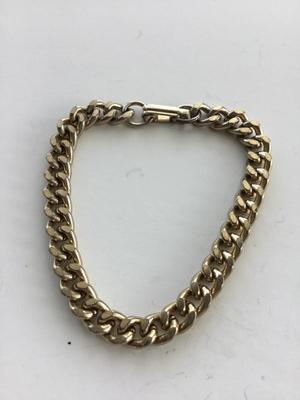Unmarked gold tone vintage bracelet