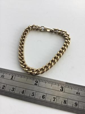 Unmarked gold tone vintage bracelet