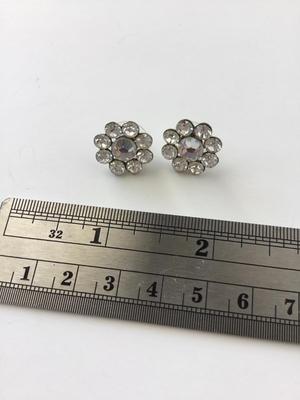 Unmarked beautiful rhinestone flower stud earrings
