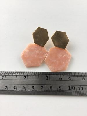 Light pink fashion earrings