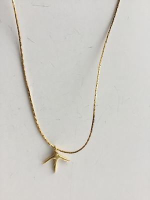 Gold tone unmarked fashion necklace