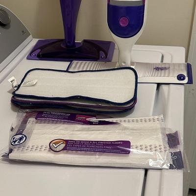 Two Swiffers, Power Mop & Wet Jet, with Extra Pads