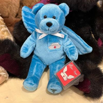 Big Ole Lot of Cuddly Teddy Bears!