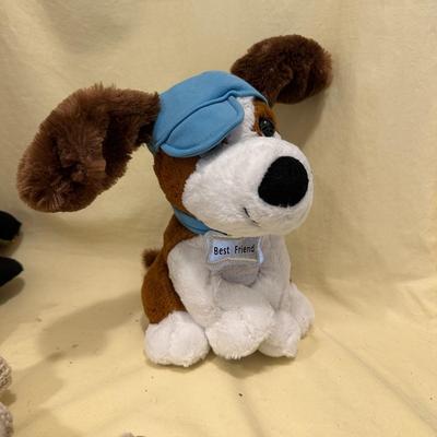 Lot of Mixed Stuffed Animals